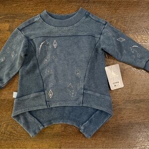 Brand New with Tags Disney Blue Frozen Water Book Sweater Sweatshirt Size 2